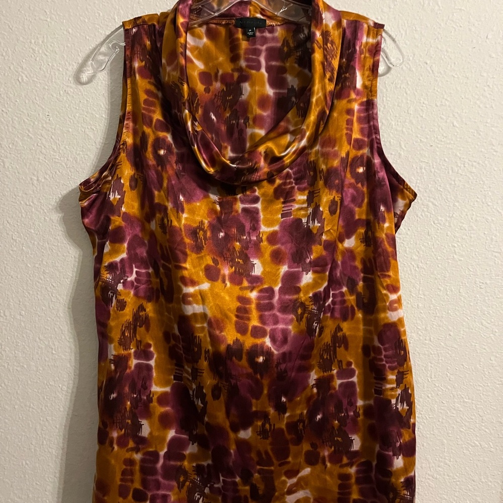 Very nice silk and polyester cowl neck sleeveless blouse.